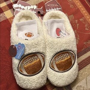 Moodpop Memory Foam Fuzzy Football Slippers with 2 pairs of ankle socks